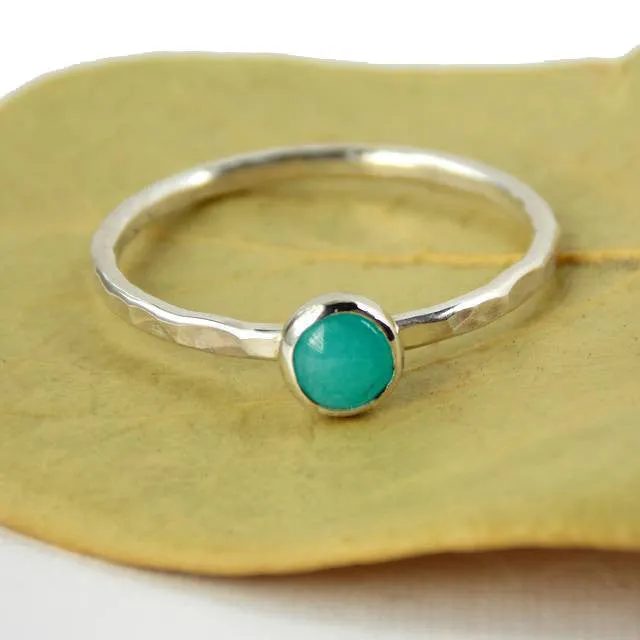 Amazonite Hammered Band Stacking Ring – 925 Sterling Silver Stacking Ring with 4mm Blue Green Cabochon Stone – Stackable Ring Gift For Her