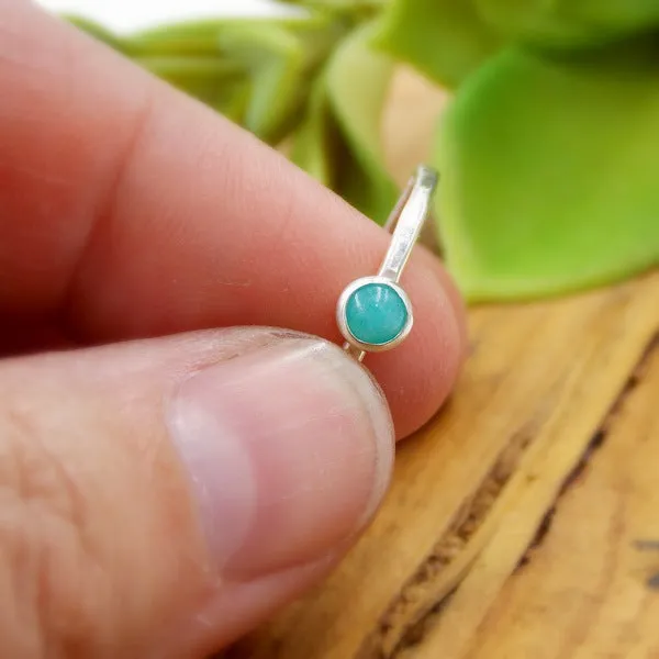 Amazonite Hammered Band Stacking Ring – 925 Sterling Silver Stacking Ring with 4mm Blue Green Cabochon Stone – Stackable Ring Gift For Her