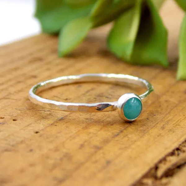 Amazonite Hammered Band Stacking Ring – 925 Sterling Silver Stacking Ring with 4mm Blue Green Cabochon Stone – Stackable Ring Gift For Her