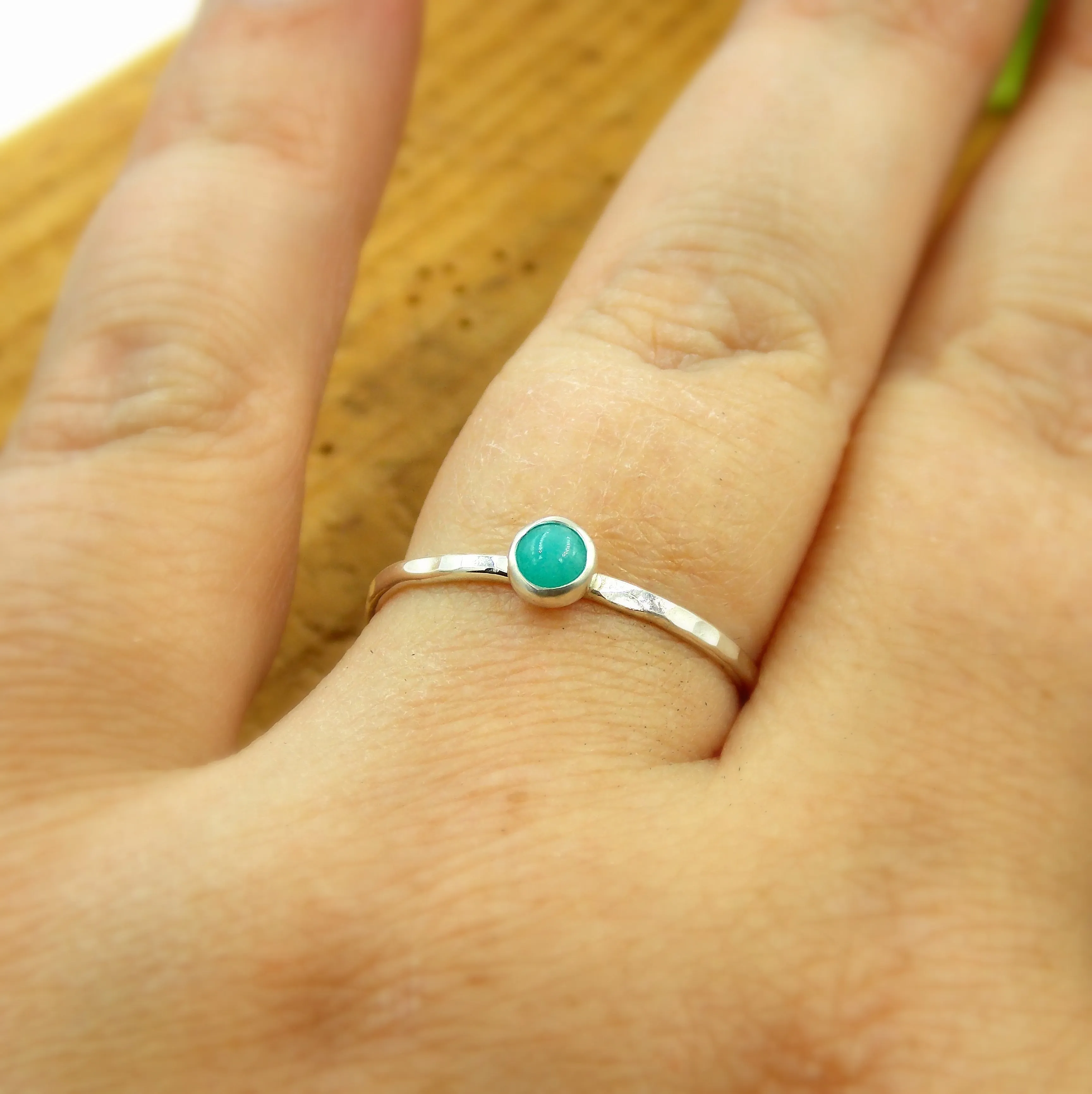 Amazonite Hammered Band Stacking Ring – 925 Sterling Silver Stacking Ring with 4mm Blue Green Cabochon Stone – Stackable Ring Gift For Her